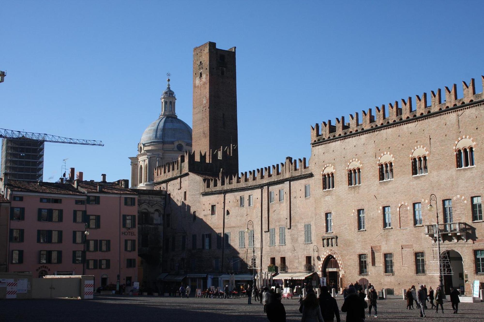 B&B Casa Dei Poeti Mantua Exterior foto