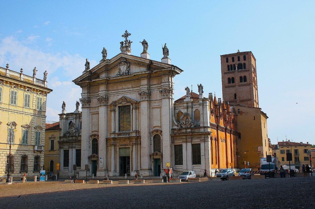 B&B Casa Dei Poeti Mantua Exterior foto